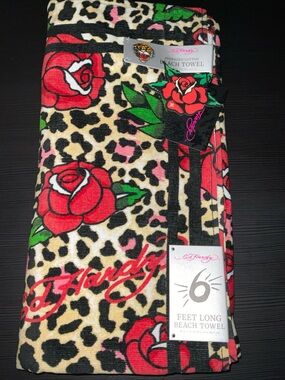 ED HARDY LEOPARD RED ROSES PRINT OVERSIZED 6 FEET COTTON BEACH TOEL 36x72” NWT